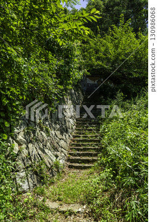 島根縣江津市江津本町龜山城跡 130986068