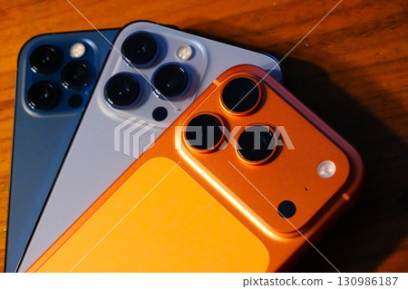 smartphone  130986187