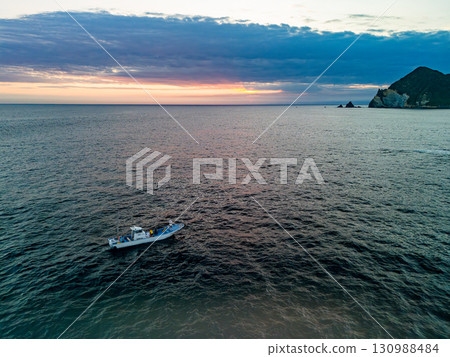 We went out fishing for red snapper on a fishing boat. Hirizohama, Nakagi, Minamiizu Town, Izu Peninsula, Shizuoka Prefecture, 2024 130988484