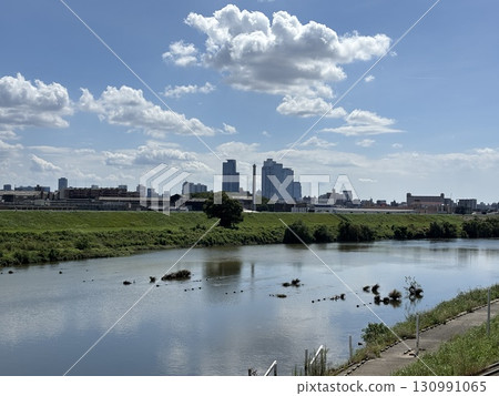 The Shonai River is a major first-class river that flows through Gifu and Aichi prefectures. 130991065