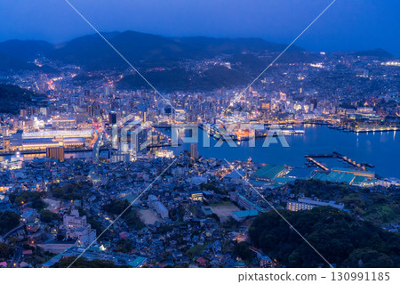 “長崎縣”夜景日本的稻佐山,三大夜景 “長崎縣”夜景日本的稻佐山,三大夜景 130991185