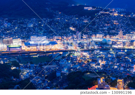"Nagasaki Prefecture" Night view of Mt. Inasa, Japan's three major night views "Nagasaki Prefecture" Night view of Mt. Inasa, Japan's three major night views 130991196