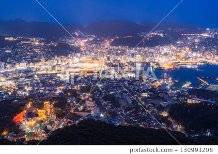 “長崎縣”夜景日本的稻佐山，三大夜景 130991208