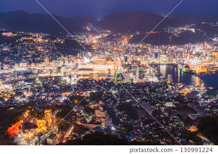 "Nagasaki Prefecture" Night view of Mt. Inasa, Japan's three major night views "Nagasaki Prefecture" Night view of Mt. Inasa, Japan's three major night views 130991224