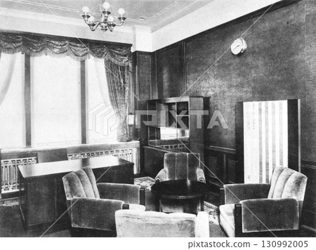 Prewar architecture, Modern architecture, President's office 130992005