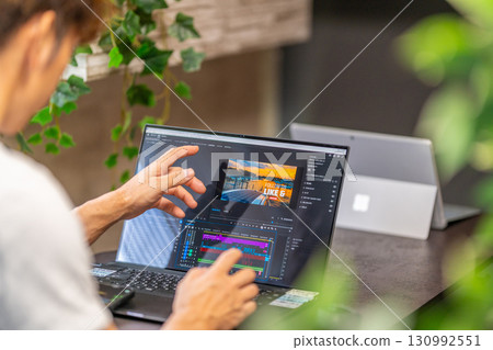 Video/Video Creator Male Video Marketing 1 person Video/Video Creator Male Video Marketing 1 person 130992551