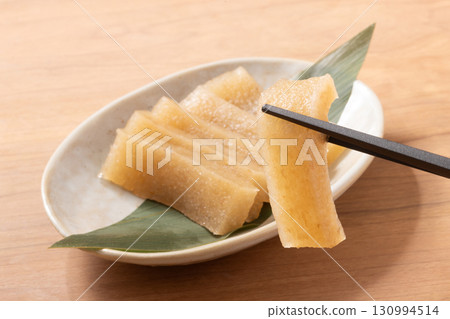 Egoneri Igoneri (simmered and melted egoso, then cooled and solidified) 130994514