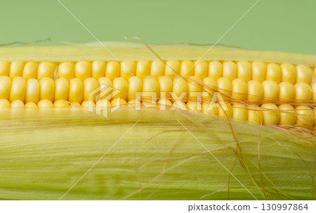 fresh corn close-up fresh corn close-up 130997864