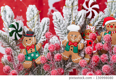 christmas decor 130998080