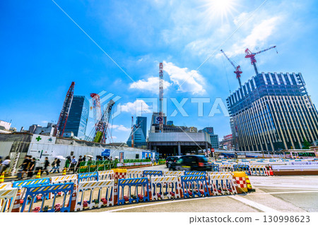 9月17日，日本東京城市景觀。新宿站、新宿站西口重建工程、西新宿一丁目地區工程等景觀。 130998623