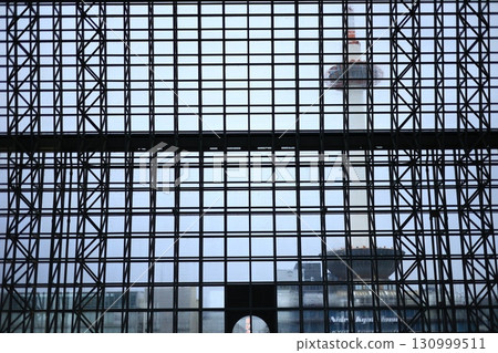 在京都站的天空 130999511