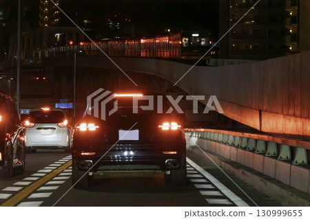 私家車 423號 新禦堂筋 夜間行駛影像 130999655