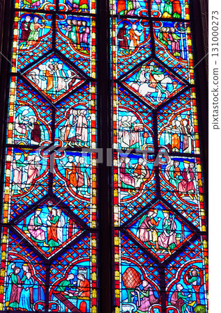 Beautiful stained glass windows in Sainte-Chapelle, Paris Beautiful stained glass windows in Sainte-Chapelle, Paris 131000273