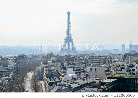 從巴黎凱旋門頂部欣賞美麗的城市景觀 131000500