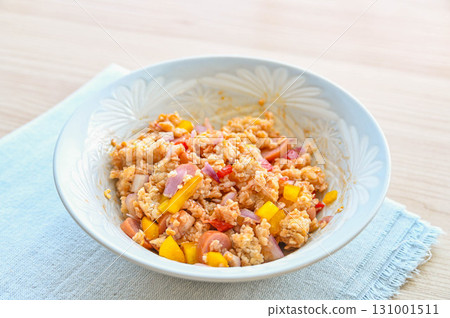 Mix the riced quick oats with the ingredients. Mix the riced quick oats with the ingredients. 131001511