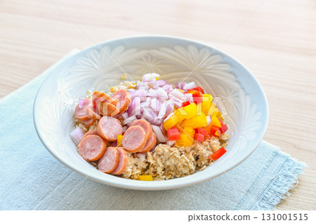 Add ingredients to rice-like quick oats 131001515