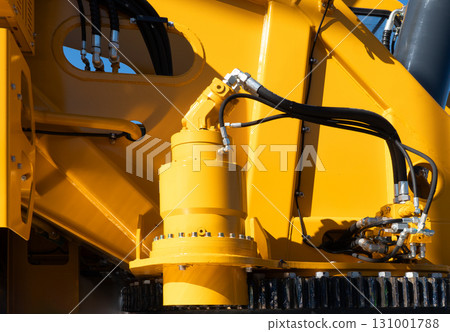 Mobile crane systems featuring turntable swing rack and pinion. 131001788