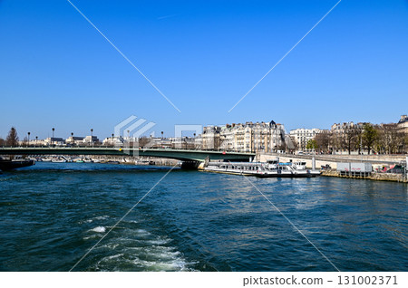 Beautiful view of Paris from a Seine River cruise ship Beautiful view of Paris from a Seine River cruise ship 131002371