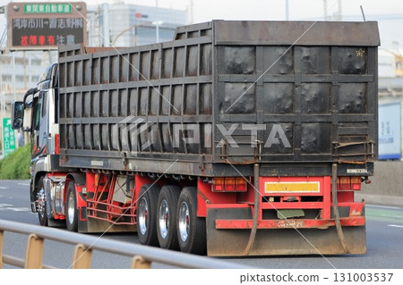 scrap transport vehicle 131003537