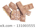 Dubai Chocolate with green kadayif and pistachio spread 131003555