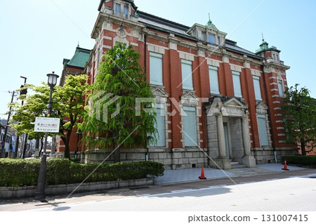 高岡市山町筋(富山縣)舊高岡共立銀行總行 高岡市山町筋(富山縣)舊高岡共立銀行總行 131007415