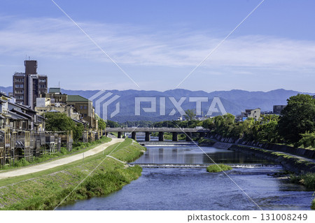 盛夏的鴨川風景 131008249