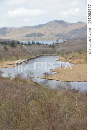 View of Kakumanbuchi from Mount Jizo on Mount Akagi (Gunma Prefecture) 131008437