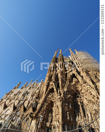 Spain, Barcelona, Sagrada Familia, Nativity Facade, early morning in May 131009331