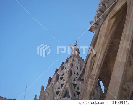 西班牙，巴塞隆納，聖家堂，受難立面，五月的清晨 131009442