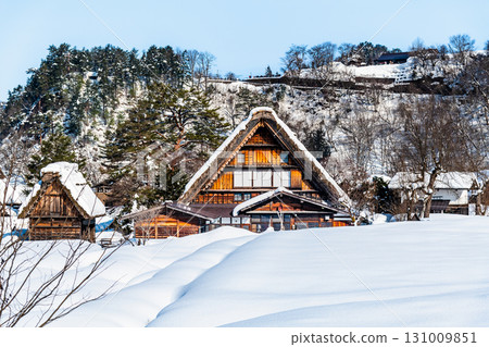 Snow Scene in Shirakawa-go, Wada Family Snow Scene in Shirakawa-go, Wada Family 131009851