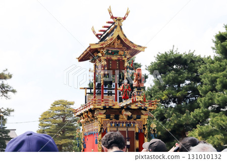 Takayama Spring Festival (Takayama City, Gifu Prefecture) 131010132