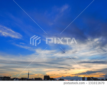 Clouds dyed in the sunset and Skytree as seen from Nakagawa River Clouds dyed in the sunset and Skytree as seen from Nakagawa River 131011670