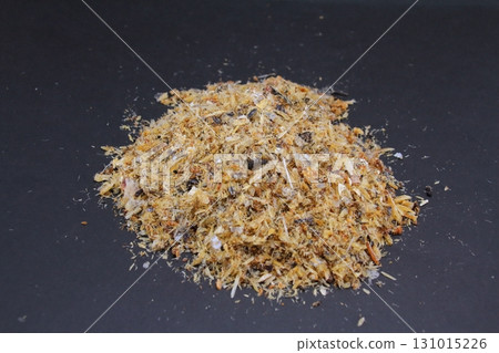 國產飛魚乾沙丁魚粉碎後更容易熬湯 131015226