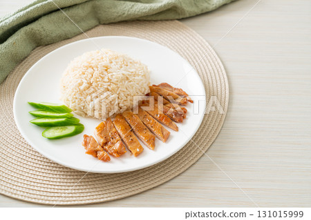 Grilled Chicken with Steamed Rice 131015999
