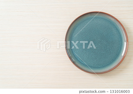 beautiful and vintage ceramic plate beautiful and vintage ceramic plate 131016003