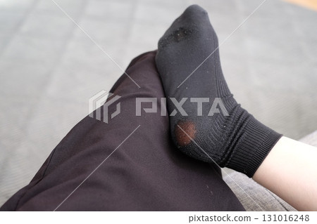 破洞襪子 131016248