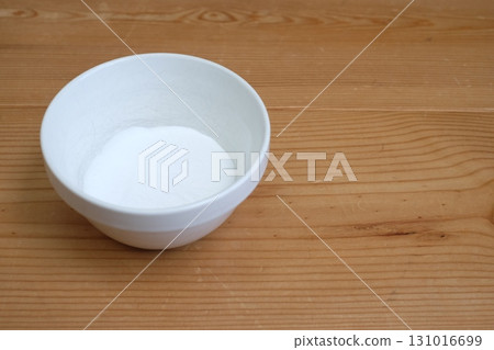 Baking soda for cleaning 131016699