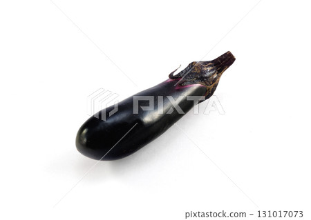 Fresh eggplant 131017073