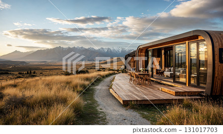 建在山上的小房子 131017703