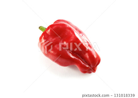 Fresh red peppers 131018339