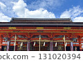 The main hall of Yasaka Shrine in Kyoto 131020394