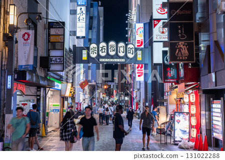 Osaka Prefecture: Soemoncho and Dotonbori, the adult entertainment district 131022288