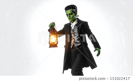 人工智慧生成的弗蘭肯斯坦萬聖節手持燈籠的圖像 131022417