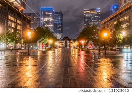 東京車站：美麗的雨夜景色 131023050