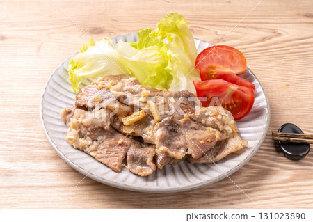 鹽曲烤豬肉 131023890