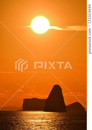 五島灘、角木灘和大角灘的夜景 五島灘、角木灘和大角灘的夜景 131024694