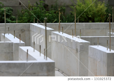Concrete foundations for detached houses 131025372
