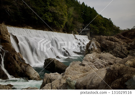 Powerful waterfall 131029516