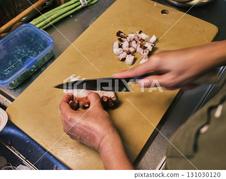 Okonomiyaki cooking kitchen 131030120