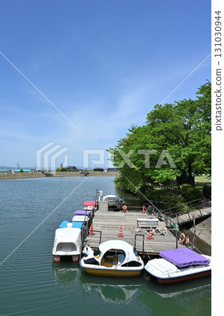 Toyama City Family Park Rokusenike (Toyama Prefecture) 131030944